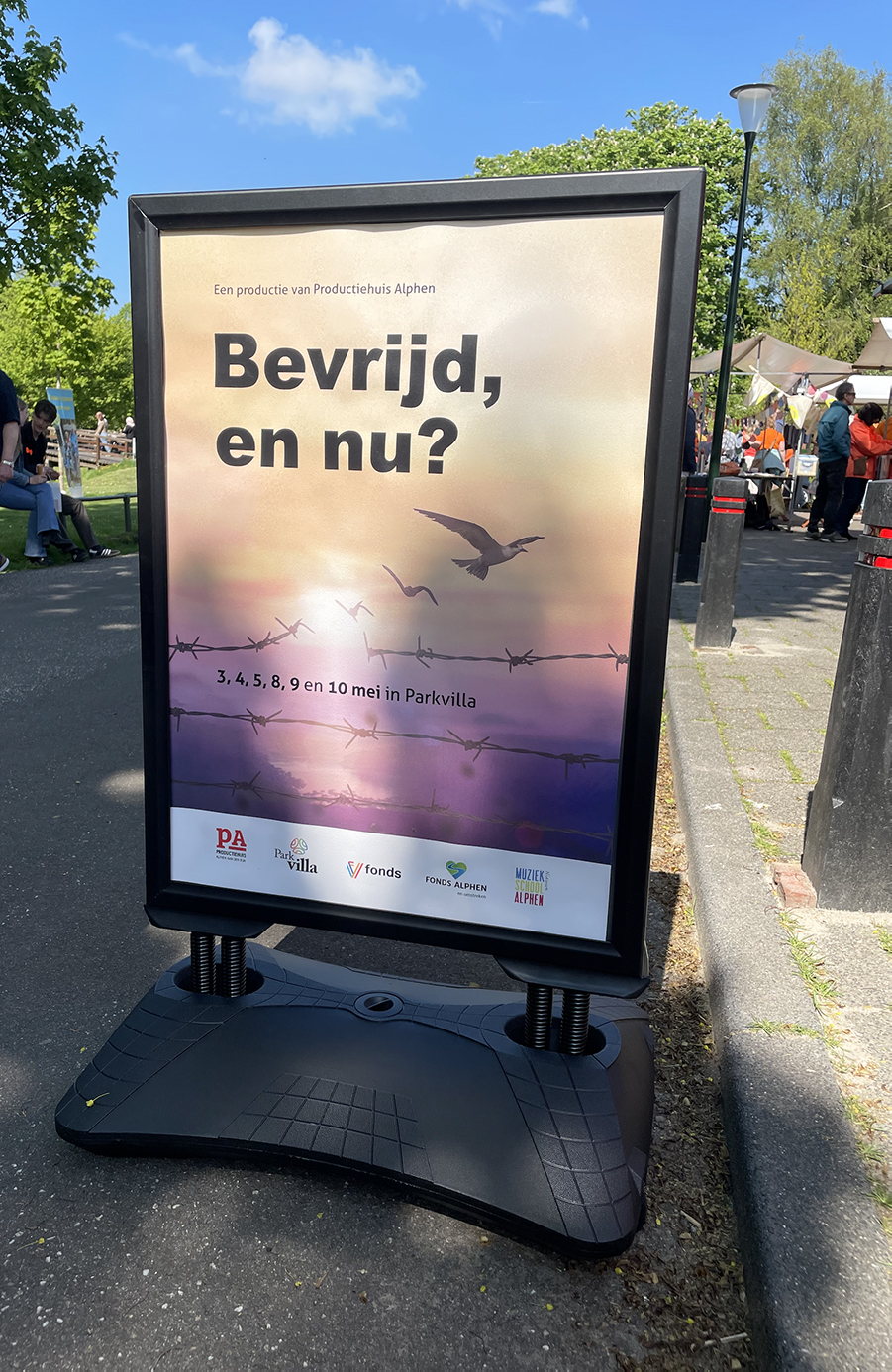 Poster Bevrijd en nu Poster Bevrijd en nu